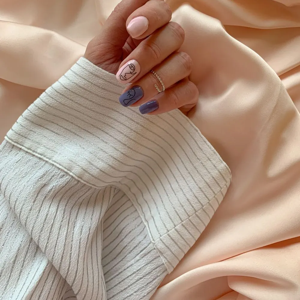 Maniküre & Nageldesign bei der Behandlung (Platzhalterbild von Pexels – echte Studiofotos folgen)
