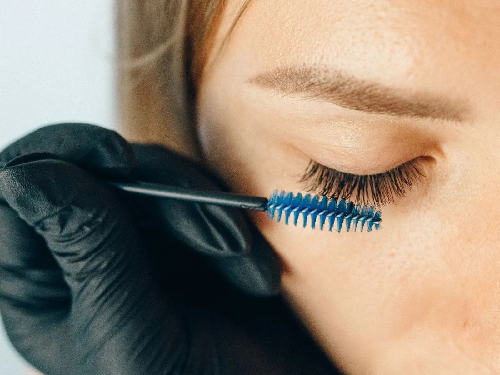 Wimpern – bei der Behandlung (Platzhalterbild von Pexels – echte Studiofotos folgen)